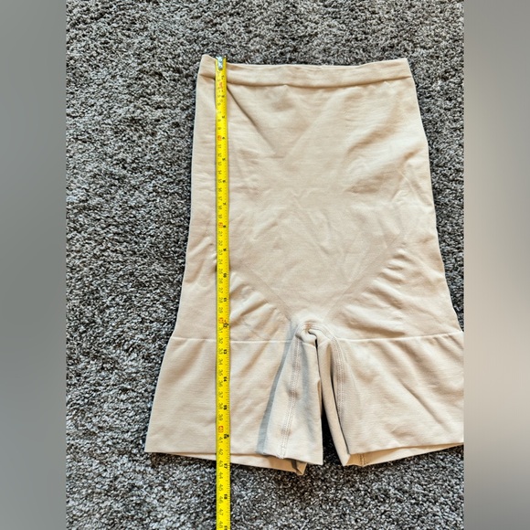 Jockey Nude/Tan Spandex Spanx - Picture 5 of 6